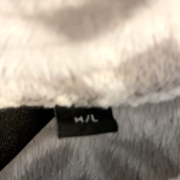 Soft & Cozy Company Hooded Blanket Fleece Hoodie - Picture 5 of 9